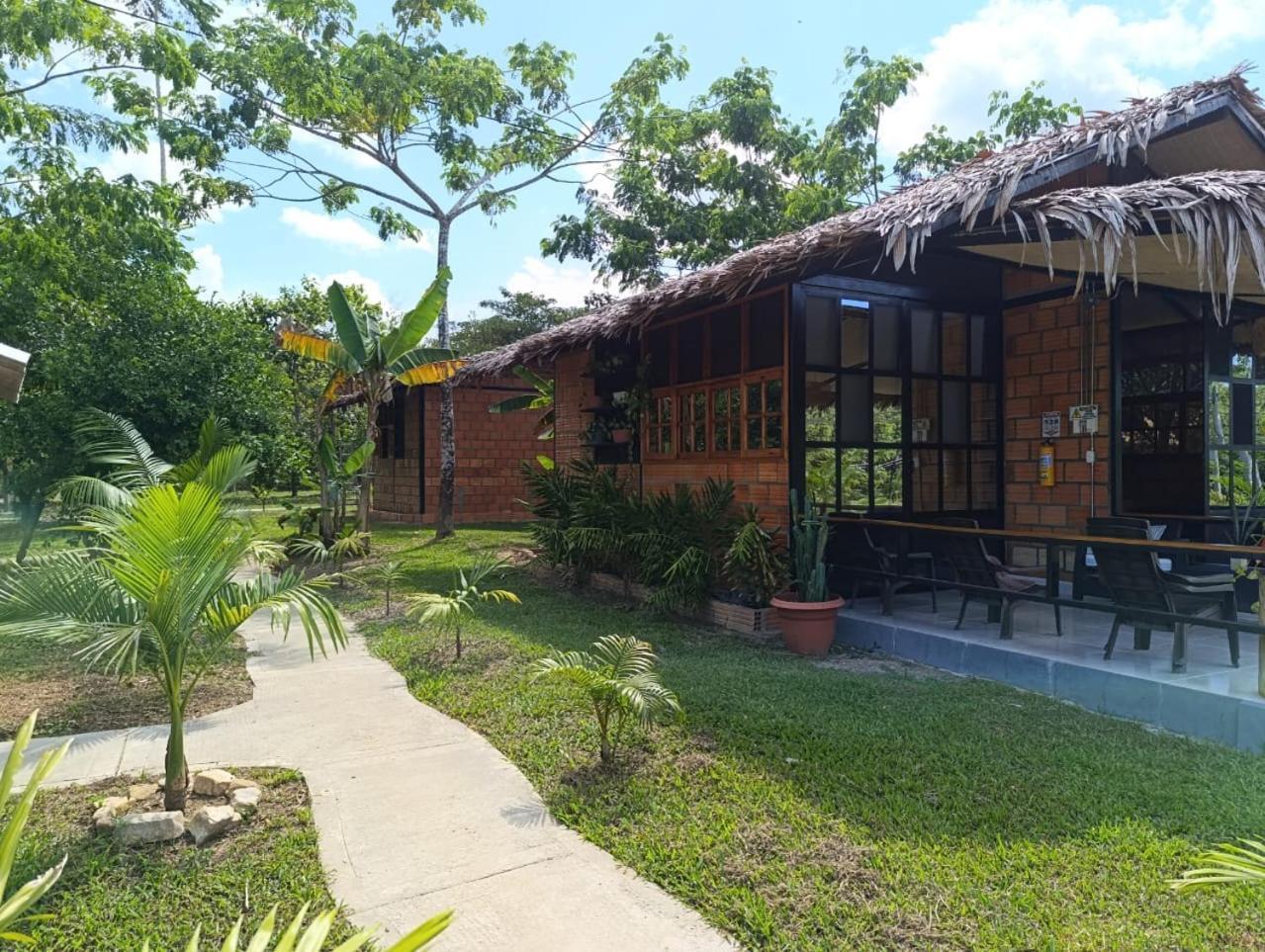 Hotel Boutique Villaliliana Leticia Buitenkant foto